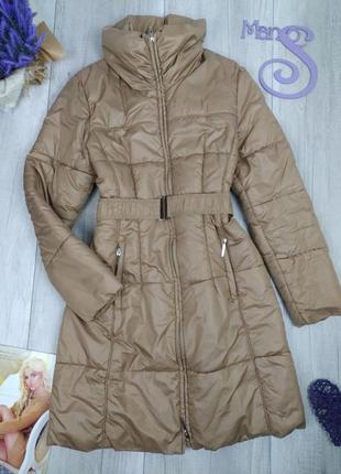 Стеганая удлиненная куртка reserved женская бежевая с поясом еврозима размер 42 (м)1 фото