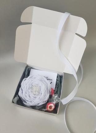 Резинка для волос белый цветок роза - 7 см10 фото