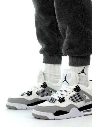 Кросівки з хутром nike air jordan 4 white grey fur