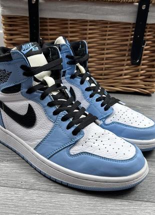 Оригінальні унісекс кросівки nike air jordan 1 retro high university5 фото