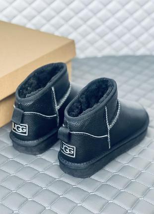 Ugg ultra mini черные кожа унисекс низенькие угг5 фото