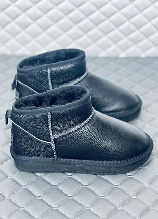 Ugg ultra mini черные кожа унисекс низенькие угг7 фото