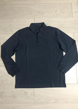 Классная кофточка hugo boss