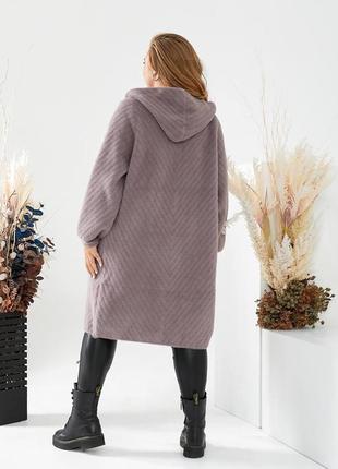 Жіноче пальто подовжене з альпаки великих розмірів з капюшоном і кишенями4 фото