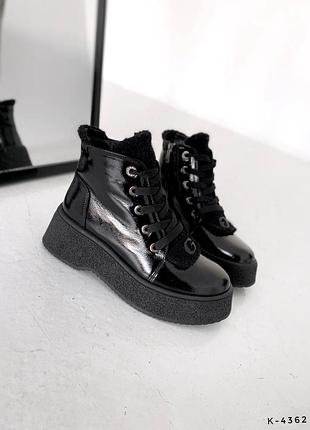 Ботинки натуральные лаковые с мехом тедди