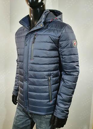 Молодежная зимняя куртка