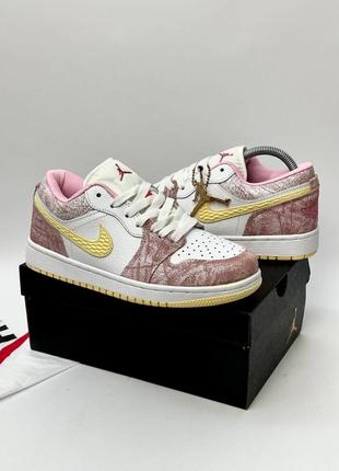 Кросівки nike air jordan 1 -_- жіночі кросівки найк натуральна шкіра6 фото