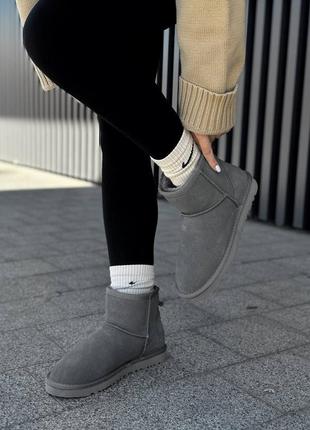 Женские угги ugg classic ultra mini grey suede замша