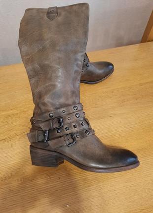 Жіночі чобшкіоти