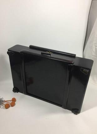 Антуражная шкатулка с зеркалом 6 отделов щетка, лак, ручная роспись, туалетный набор...