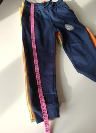 Трикотажные брюки утепленные джоггеры синие бежевые желтые оранжевые 5 лет мальчику 110 рост2 фото