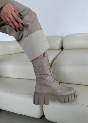 Распродажа натуральные кожаные демисезонные и зимние бежевые ботинки - берцы в коже питон4 фото