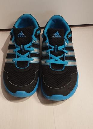 Невагомі кросівки adidas 38 р3 фото