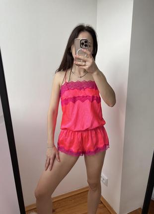 Розовая пижама комбинезон victoria’s secret