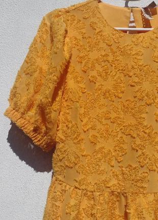 Красивое объёмное жёлто оранжевое платье h&m5 фото