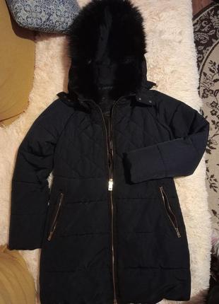 Зимова жіноча курточка zara