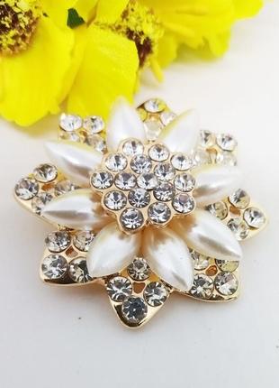 Брошка, пін. 3