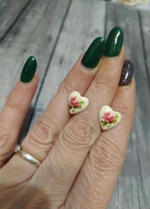 Серьги пусеты винтаж пластик