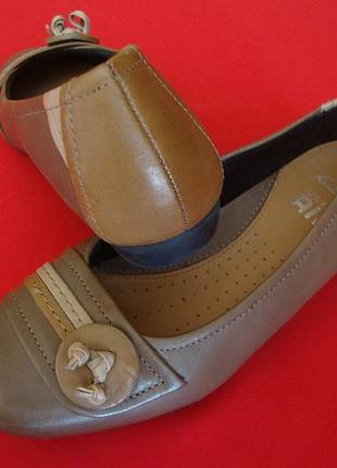 Балетки clarks натуральна шкіра 37 розмір