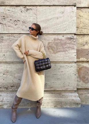 В‘язана сукня