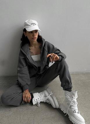 Спортивный костюм3 фото