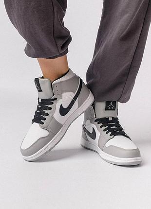 Високі зимові жіночі шкіряні кросівки з хутром в стилі nike air jordan 1 🆕 зимові джордани