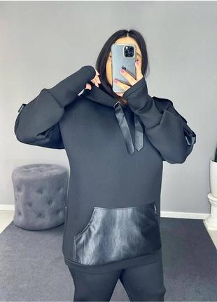 Костюм спортивний жіночий на флісі оверсайз худі з капішоном з кишенею штани на високій посадці якісний теплий молочний чорний8 фото