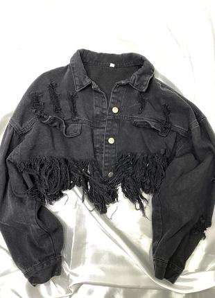 Джинсова куртка від shein з китицями2 фото
