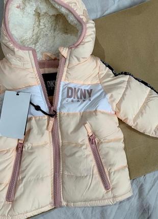 Теплая куртка для девочки dkny,оригинальная курточка2 фото