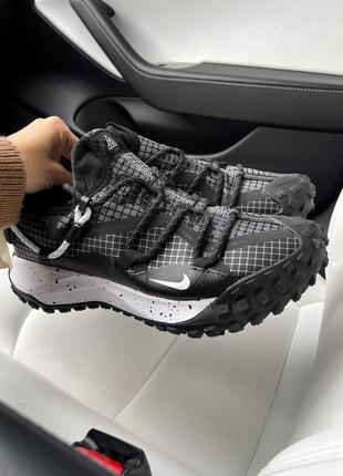 Кросівки жіночі / чоловічі чорні / сірі nike acg mountain fly low gore tex black&white