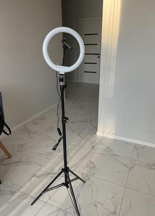 Кольцевая свет диодная лампа