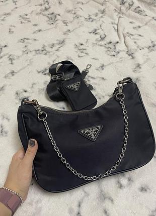 Чорна сумка