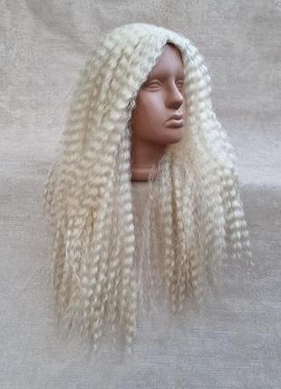 Парик с афрокудрями блонд длинный светлый термо парик с афрокучерями