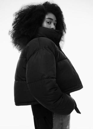 Идеальная, фантастическая, стильная короткая куртка от бренда pull &amp; bear10 фото