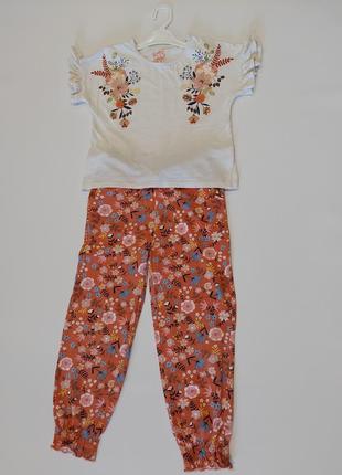 Шикарный летний костюм с штанами джогерами в цветочный принт от happy girls club 5-6 лет4 фото