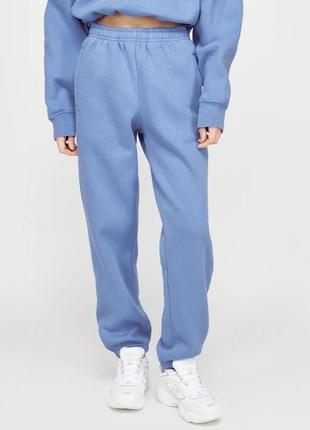 Качественные утепленные брюки about you x viam studio