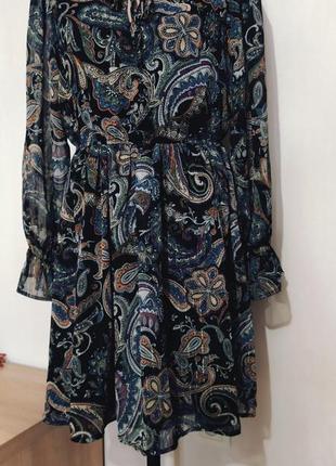 Шифонова сукня синього кольору в принт турецький огірок