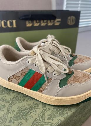 Кросівки в стилі gucci