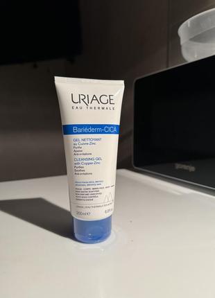 Очищающий цика-гель для лица uriage bariéderm cleansing cica-gel cu-zn для сухой и атопической кожи 200 мл