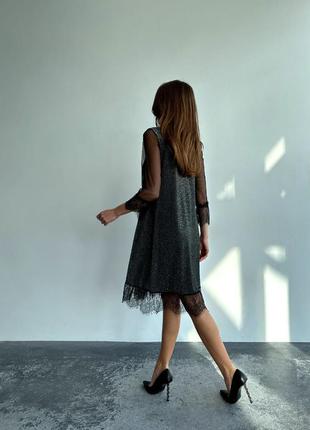 Платье короткое однонтонное на длинный рукав с кружевом качественное стильное черное серебристое8 фото