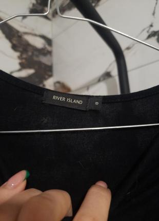 Черное платье по фигуре меди2 фото