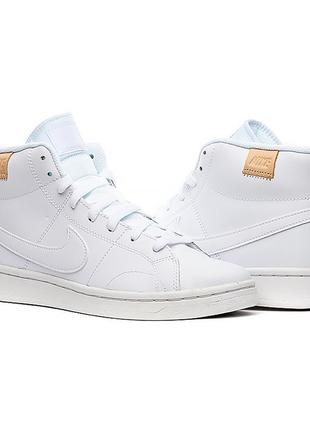 Женские кроссовки nike court royale 2 mid белый 38.5 (7dct1725-100 38.5)