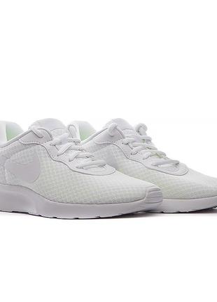 Женские кроссовки nike tanjun flyease белый 40.5 (7ddv7786-101 40.5)