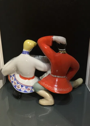 Порцелянова статуетка зхк "танцююча пара козаки з гармошкою" срср2 фото
