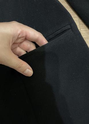 Черный классический приталенный удлиненный пиджак2 фото