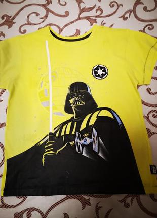 Футболка disney.