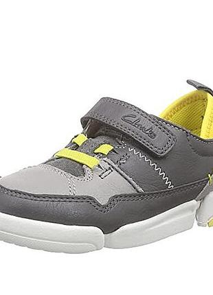Р. 29.5, 30,   clarks дитячі шкіряні кросівки оригінал