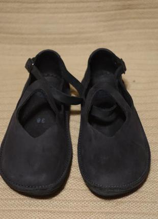 Очаровательные черные кожаные туфли loints of holland голландия 38 р.2 фото