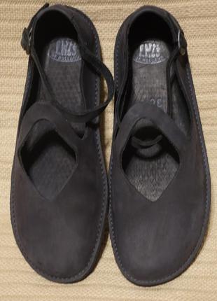 Очаровательные черные кожаные туфли loints of holland голландия 38 р.4 фото
