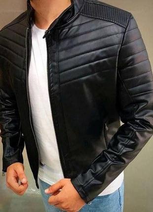 Чорна куртка еко шкіра для чоловіків туреччина маломірить